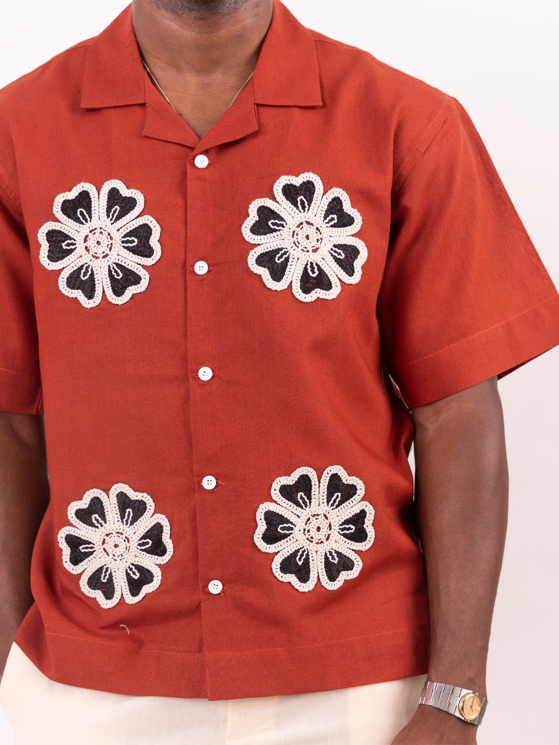 Men's Rust Red Floral Crochet Camp Collar Short Sleeve Shirt - Image 4