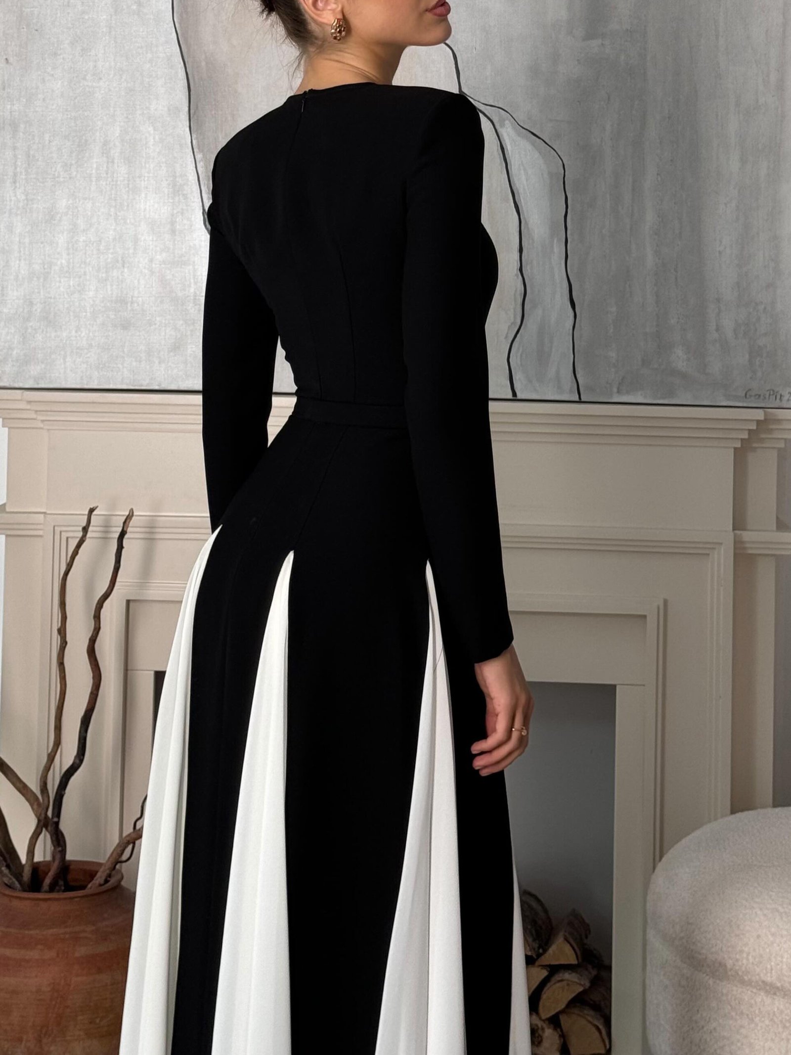 Sling Black & White Patchwork Long Sleeves Maxi Dress - Image 3