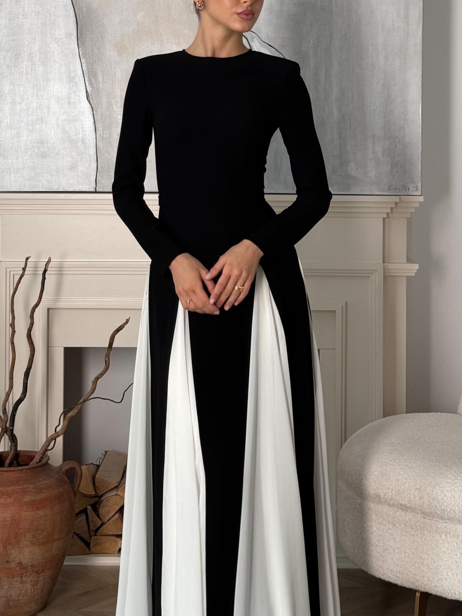 Sling Black & White Patchwork Long Sleeves Maxi Dress - Image 2